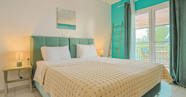 Summer House Nikiti Studios & Apartments